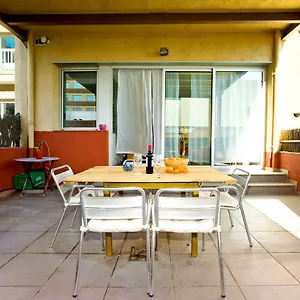 amplio-apartamento-con-terraza-en-zona-muy-tranquila.catalonia-hotels.com/